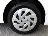 タイヤサイズは185/60R15です