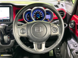 【純正革巻きステアリング】上質な革を使用することで、手にしっかり馴染みとても運転しやすいハンドルです♪