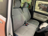 座り心地の良いシートで快適なドライブを楽しめます♪運転席・助手席はシートヒーター付きで、座面が温かくなるので寒い時でも車内で快適にお過ごしいただけます♪