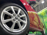 弊社では、全車『修復歴なし』のお車のみ取り扱っております。専任バイヤーによる厳選した仕入れの後、入庫後の車両チェックを行い、ネクステージが認定した高品質な中古車をご提供しております。