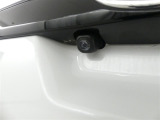 バックカメラが付いているので後方確認が非常にしやすいです。今や運転初心者も熟練者も必須装備!ついていて損はないですね♪