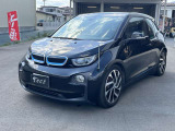 LEDヘッドライトとデイライトが装着されております。めずらしい補助棒がついているので運転しやすいです。