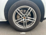 最新鋭の自社整備工場にて、車検・点検は勿論の事、あらゆるご要望にお応えすべく輸入車ディーラーならではの最新のコンピューターシステムとベテランの整備士がバックUP!