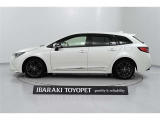『 カローラツーリング(ハイブリッド) W×B 』入荷しました。お気軽にお問い合わせください