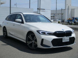 初めて輸入車を検討される方、輸入車に興味はあるけれどメンテナンスなど不安や質問がたくさんある方、是非一度当社にお出かけ下さい。一つ一つご質問に丁寧にお答えさせていただきます。お気軽にお声かけ下さい。