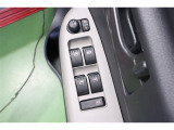 ボタン一つで、ミラーの開閉が出来ます。