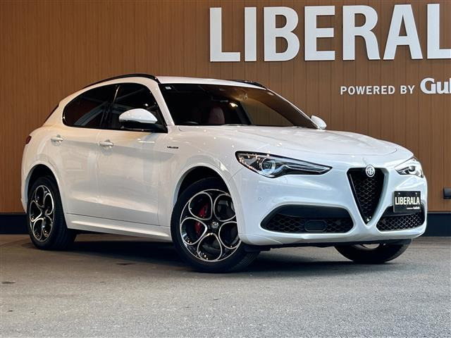 ステルヴィオ 2.0 ターボ Q4 ヴェローチェ 4WD 4WD 本革シート