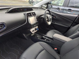 プリウス 1.8 A ツーリングセレクション E-Four 4WD 