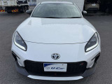 主な装備は、トヨタセーフティセンス、カーナビ、バックモニター、シートヒーター、ETC、ワンオーナー車、寒冷地仕様となっております。