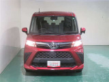 明度の高いLEDヘッドライトで、夜間の運転も安心です。