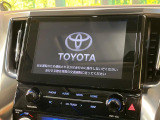 【9インチ ディスプレイオーディオ】大画面ディスプレイへお持ちのスマートフォンと連携して、ナビやbluetoothでの音楽再生が可能です♪デザインはもちろん操作性も良好!別途ナビ機能の取付可能です♪