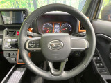 【純正革巻きステアリング】上質な革を使用することで、手にしっかり馴染みとても運転しやすいハンドルです♪