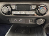 気になる車はすぐにお問い合わせください!画面右側の0066から始まる無料ダイヤルからお問い合わせ下さい!専門スタッフがお車のご質問にお答えいたします!