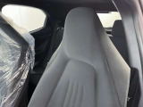 車内洗浄・艶出し・除菌&消臭と、隅々までまるまるクリーニング!洗浄剤は天然素材のため、肌に優しい仕上がりです。