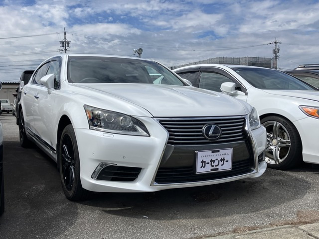 LS 600hL 4WD 