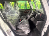 運転席シート廻りは使用感も少なく、良好な状態となっています。丁寧に使われていたことがよくわかりますね。