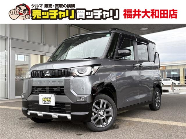 デリカミニ T プレミアム 4WD 