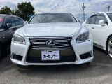 LS 600hL 4WD 