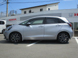 NESSはアクセントカラーが入ったツートンカラーが特徴のタイプですが、この車両はシンプルなルナシルバー・メタリックです。