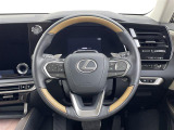 気になる車はすぐにお問い合わせください!画面右側の0066から始まる無料ダイヤルからお問い合わせ下さい!専門スタッフがお車のご質問にお答えいたします!