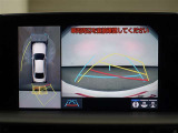 バックカメラ付きで車庫入れのアシストします。