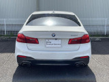 一目で伝わるBMW特有のスポーティーなプロポーションは、BMWの走行性能を生み出すのに欠かせない要因の一つです。細部まで拘りぬいたお車をぜひ一度ご覧ください!