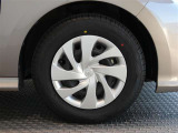 R7年式夏タイヤ175/70R14ダンロップ製です。