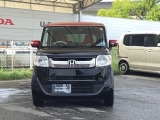 お客様に安全で快適なカーライフをお送りいただくために、中古車にも高いレベルの品質基準を設け、その基準に従って、全ての中古車について納車前整備を実施しています。
