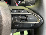 【レーダークルーズコントロール】高速道路での長距離走行が楽に!!自動で速度を保つクルーズコントロールが、衝突軽減システムと連携し、前方の車両を感知して車間を保つように速度調節してくれます!!