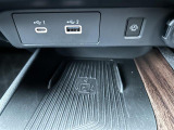 気になる車はすぐにお問い合わせください!画面右側の0066から始まる無料ダイヤルからお問い合わせ下さい!専門スタッフがお車のご質問にお答えいたします!