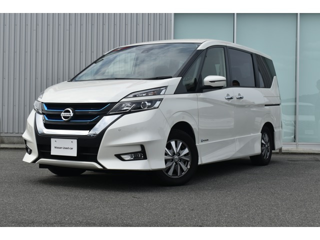 セレナ 1.2 e-POWER ハイウェイスター V 