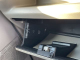 ETC付きです。納車の当日からご利用いただけます。◎掲載後すぐに販売が決まってしまう場合もございますのでご来店前にお電話でご予約を頂ければ幸いです。