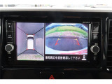全周囲モニター付で、車庫入れも駐車もラクラクです。