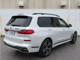 X7  M50i 4WD