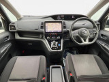 セレナ 1.2 e-POWER ハイウェイスター V 