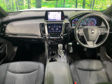 クラウン ハイブリッド 2.5 G Four 4WD 