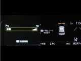 コーナーセンサーを車の前後に装備。障害物までの距離に応じて警告音を変えてお知らせ。縦列駐車時や駐車場・車庫等での取り回しをサポートします。詳細は販売店スタッフまでお尋ね下さい。