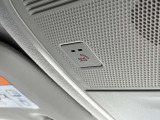 24時間いつでもネットワークにつながる車載通信機「コネクティッドサービス」を標準装備。オペレーターによる緊急時のサポートやスマホアプリによる車両状態確認や一部機能の遠隔操作等を行なうことが可能です。