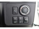 【スマートキー&プッシュスタート】カギをポケットやバッグに入れたままでエンジンの始動やドアロックの施錠・開錠ができます!雨の日や荷物が多い時に便利!プッシュ&タッチでらくらくです♪