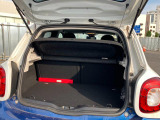 スタッフが損害保険資格を持っておりますので、自動車保険の試算や各保険会社の保険料比較等についてもお気軽にご相談ください (当店は『損保ジャパン日本興和』 『東京海上日動』 の代理店です)。