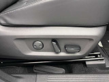 運転席も広くゆとりのある室内です