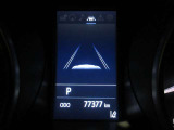 運転席のメータパネル類は常に視界に入る場所ですので、大事なチェックポイントです。ぜひ実際にご乗車ください。