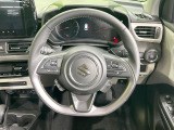 【ステアリングスイッチ】運転中、前方から目線をそらすことなく、オーディオ等の操作が可能な便利機能!安心&快適なドライブを演出してくれます♪