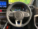 【純正革巻きステアリング】上質な革を使用することで、手にしっかり馴染みとても運転しやすいハンドルです♪