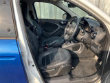 体になじむ、長時間の運転にも楽々サポートいたします。