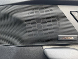 お好きな音楽を車内でお楽しみいただけます♪スピーカー交換・ウーハー追加などの音質向上や、最新ナビ・後席モニター等の取り付けも是非ご相談ください!