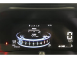 トヨタ認定中古車には1年間走行距離無制限の『ロングラン保証』がついています。年式は問わず、全国約5,000ヶ所のトヨタのお店で保証修理を受けることができます。