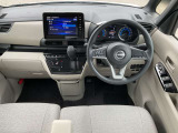 運転席周りの装備がご覧いただけます。展示場では実際にシートに座って確認していただけます。