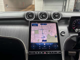 バックカメラにより駐車時の後方確認も楽にできます。