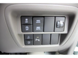 お車のメンテナンスには、メンテナンスパックをおススメしております、定期的に行って頂くオイル交換や点検、こちらをまとめてお値段をお安くしたパッケージ商品となります。